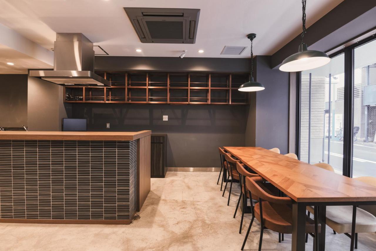 Wayfarer Shinsaibashi Hotel โอซาก้า ภายนอก รูปภาพ