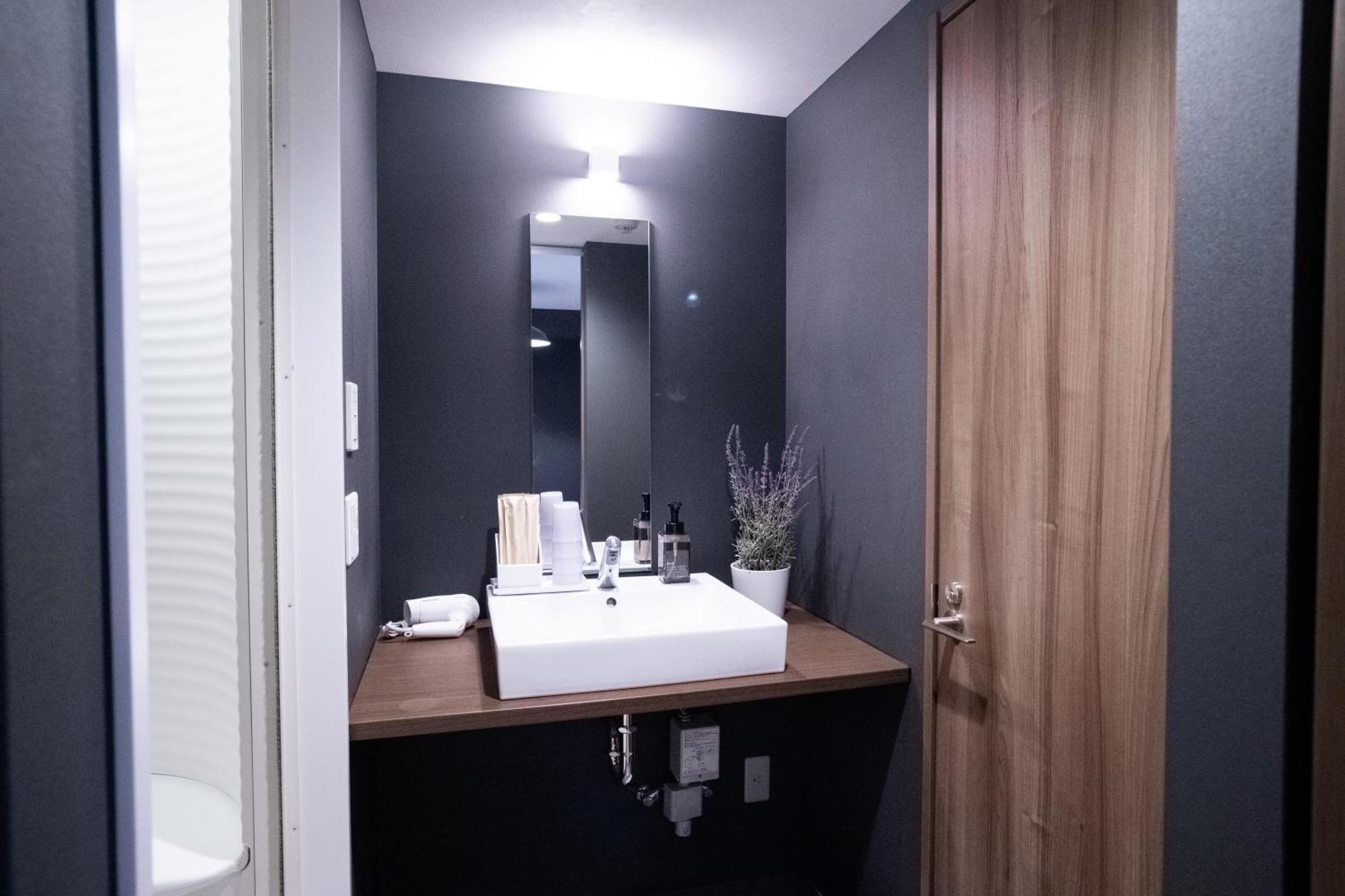 Wayfarer Shinsaibashi Hotel โอซาก้า ห้อง รูปภาพ